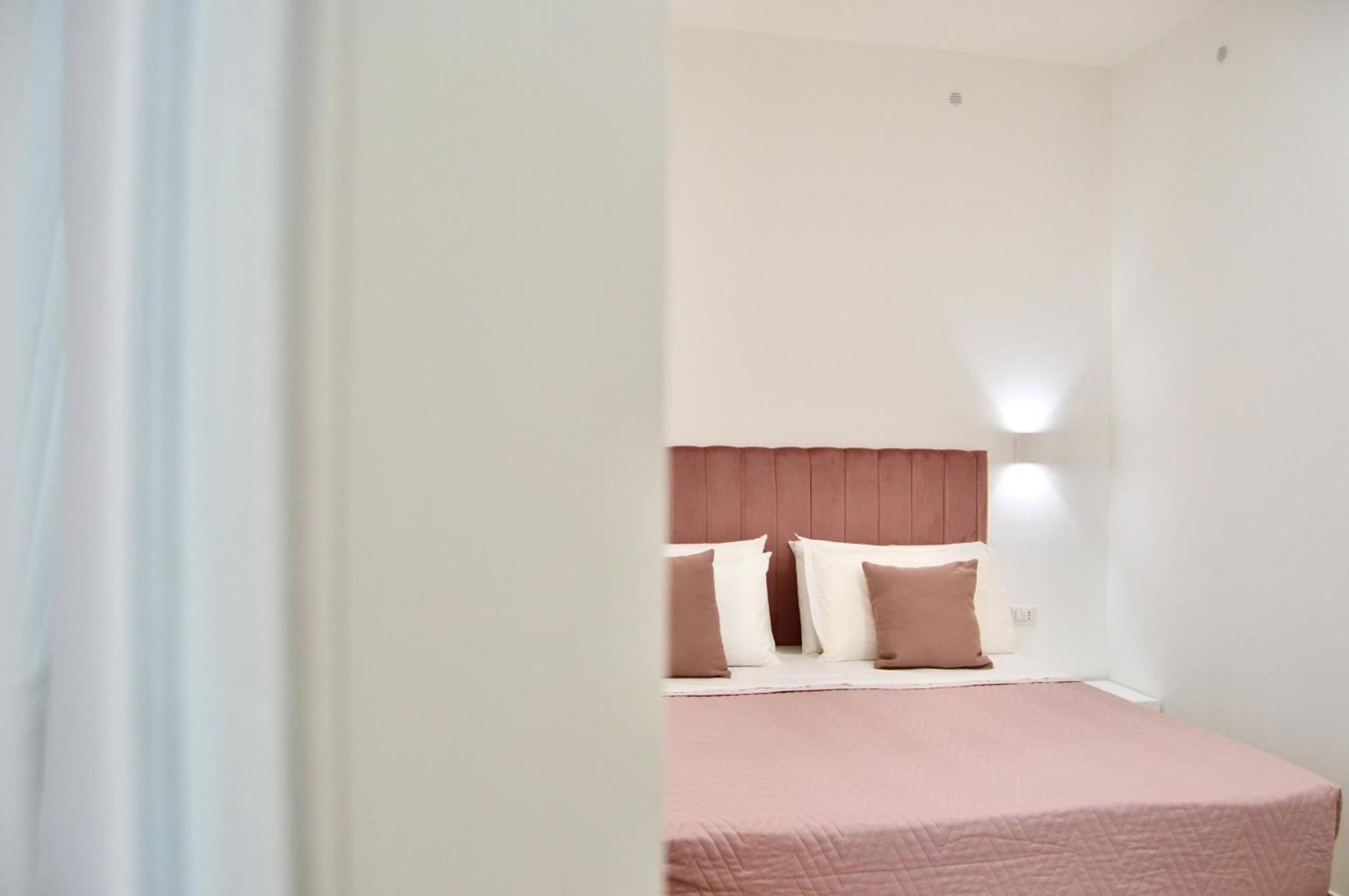 Novalis Rooms Porto Cesareo Ngoại thất bức ảnh